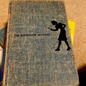 - Vintage edition Nancy Drew Mysteries The Bungalow Mystery